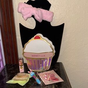 WINKY LUX Pink Iridescent Cupcake pouch, Siyiping lipstick, hair ties, eye mask